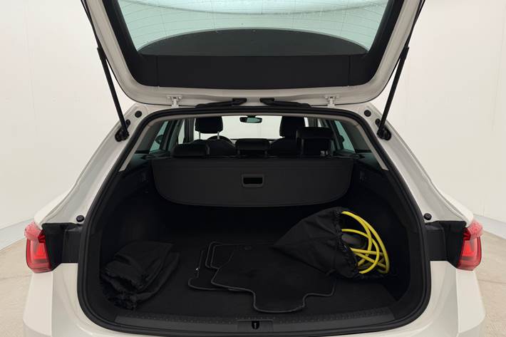 Hvid Seat Leon fra 2021