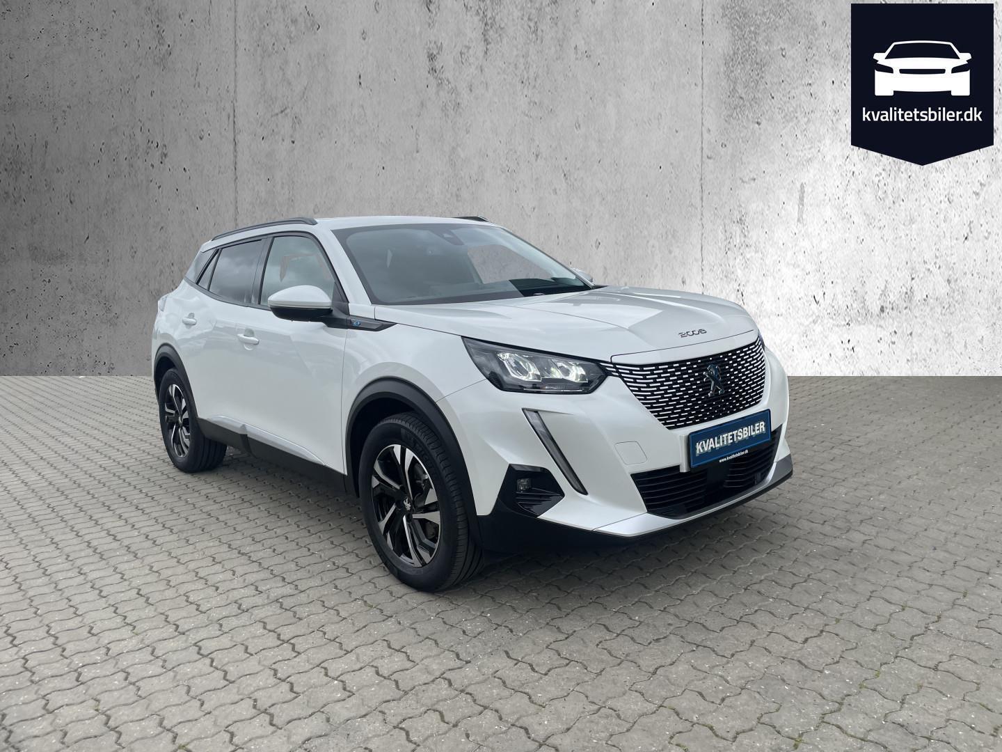 Hvid Peugeot e-2008 fra 2021