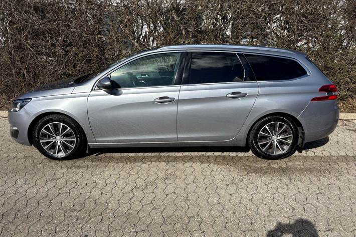 undefined Peugeot 308 fra 2016