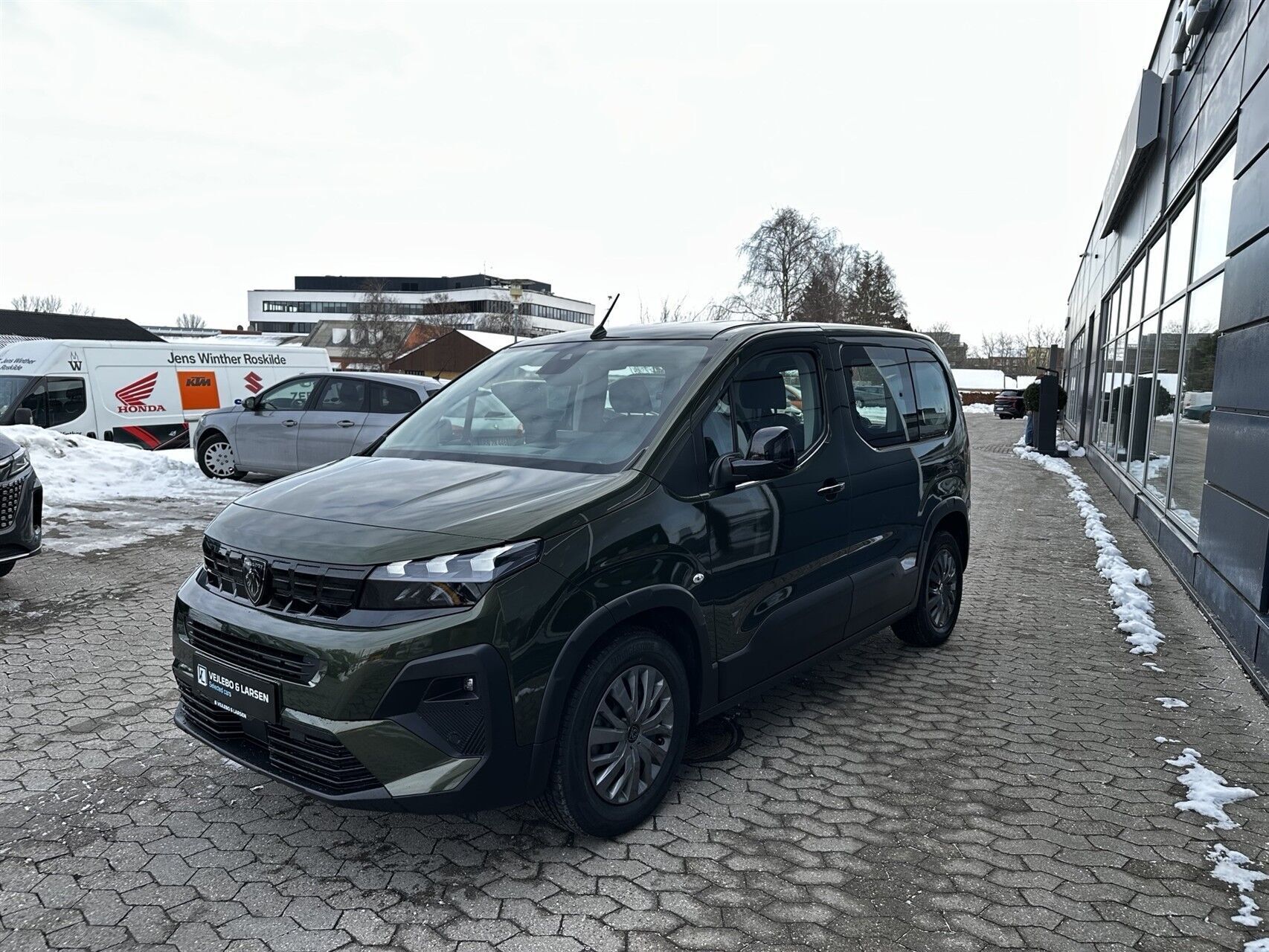 Grøn Peugeot e-Rifter fra 2025
