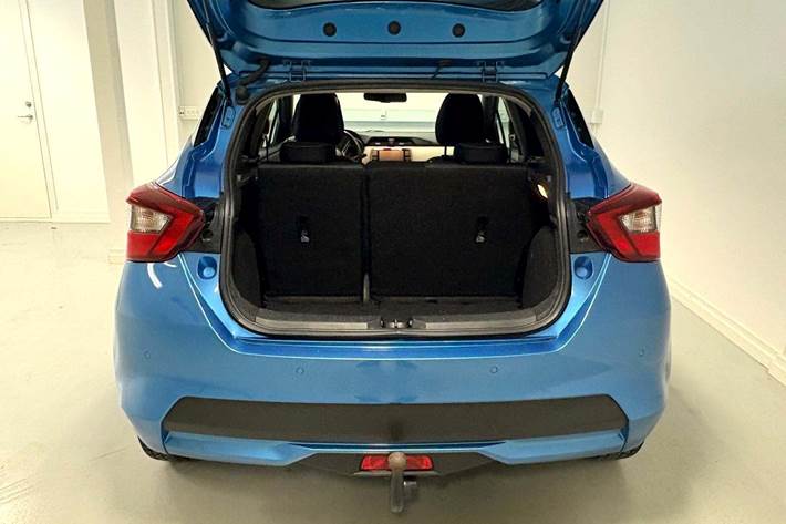 Blå Nissan Micra fra 2020