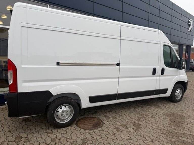 Peugeot Boxer 2,2 335 L3H2 BlueHDi Premium 165HK Van 6g