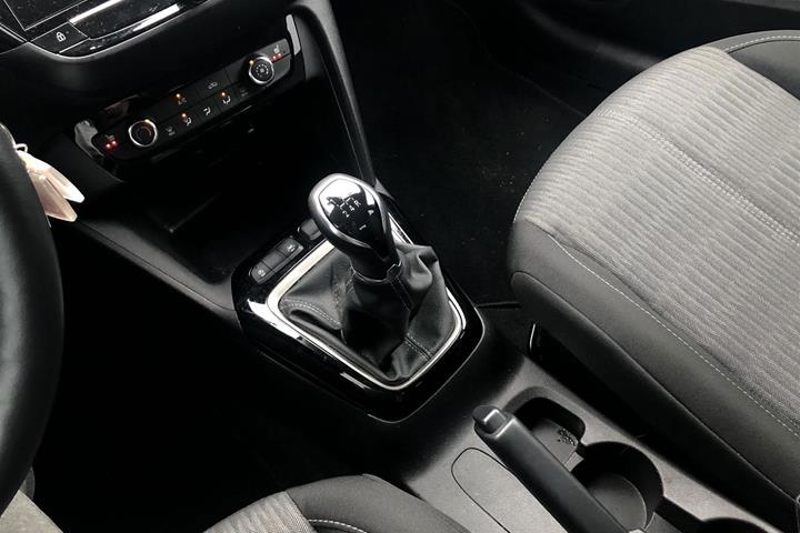Grå Opel Corsa fra 2022
