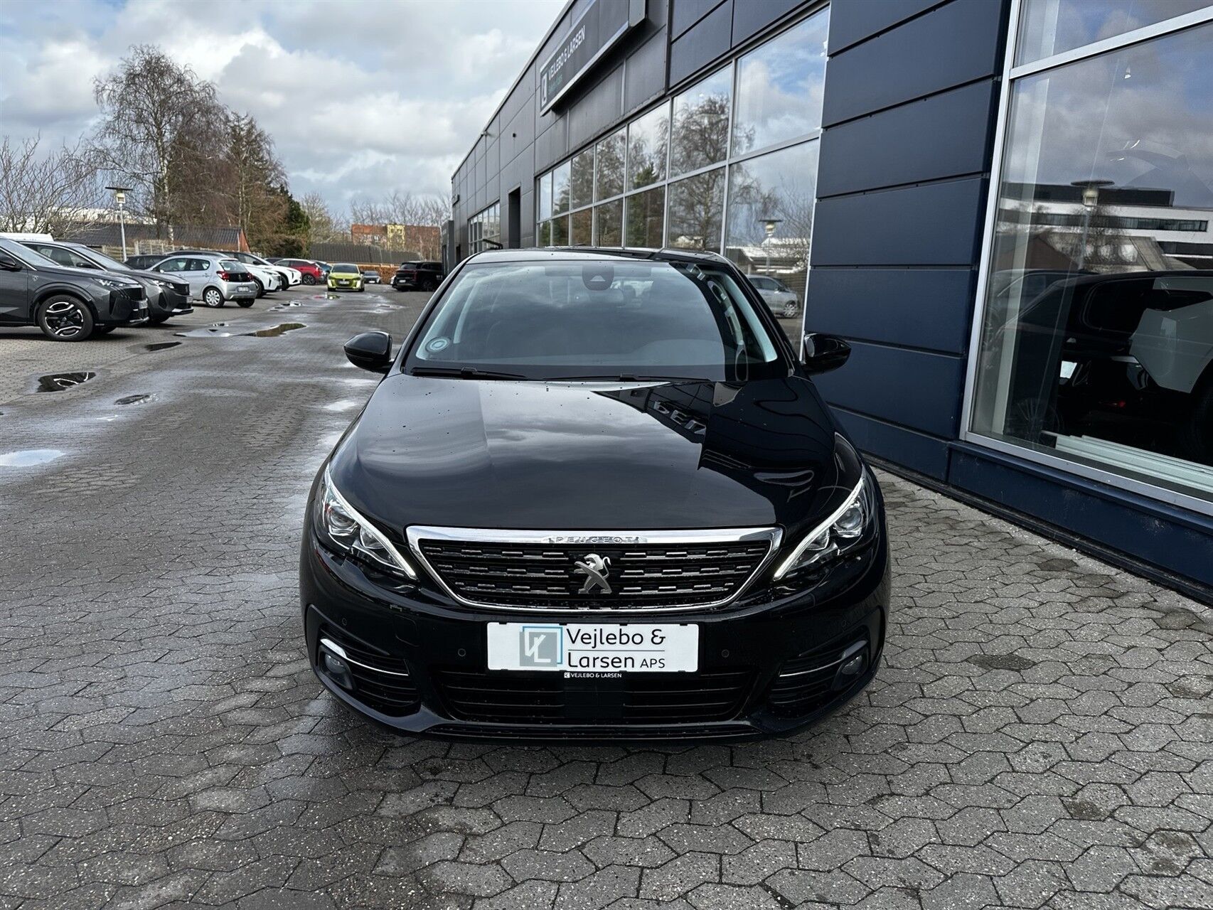 Peugeot 308 1,5 BlueHDi Allure Pack EAT8 130HK 5d 8g Aut.