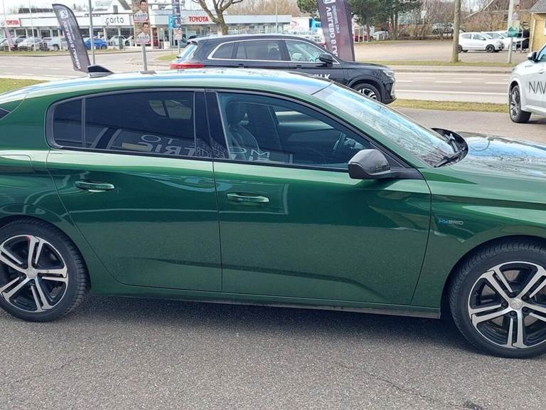 Peugeot 308 1,6 Plugin-hybrid First Selection EAT8 180HK 5d 8g Aut.