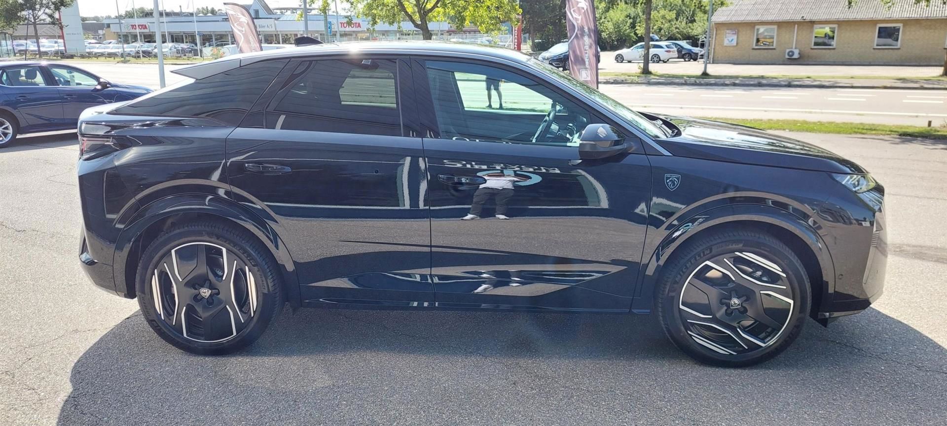 Peugeot e-3008 EL GT Pack 210HK 5d Aut.