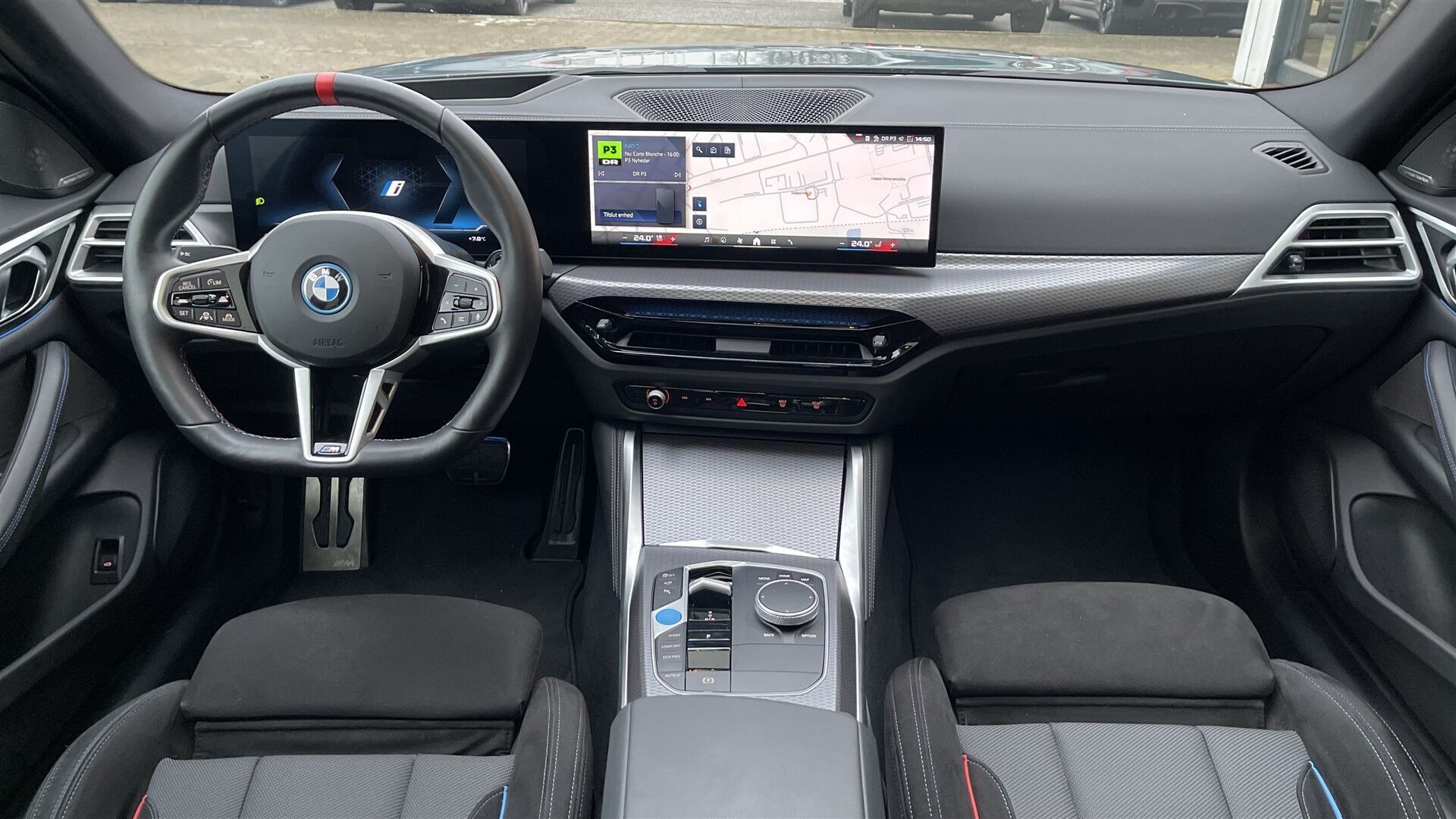 Grøn BMW i4 fra 2024