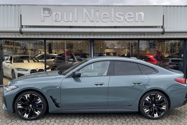 Grøn BMW i4 fra 2025