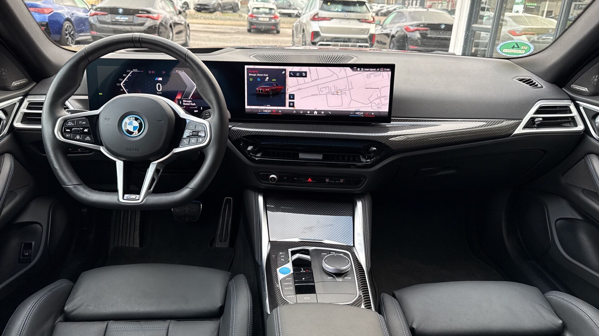 Rød BMW i4 fra 2024