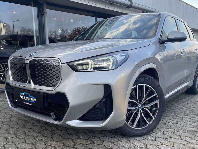 BMW iX1 xDrive30 EL Fully Charged 4x4 313HK 5d Aut.