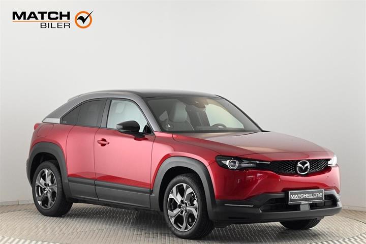 Rød Mazda MX-30 fra 2021 set udefra