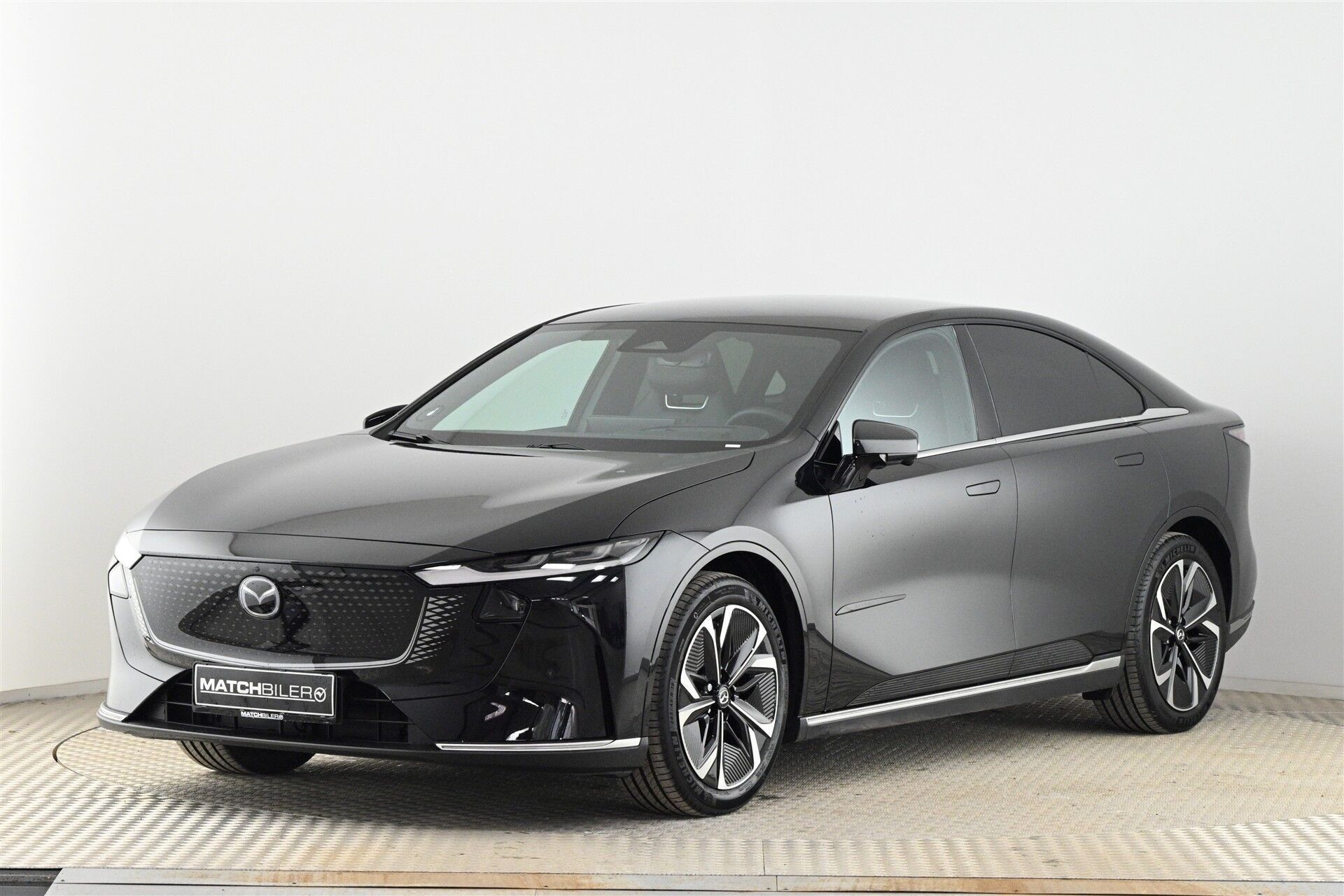 Sort Mazda 6e fra 2026