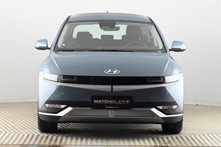 Blå Hyundai Ioniq 5 fra 2023