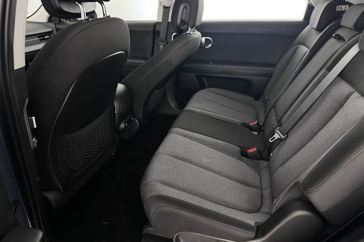 Blå Hyundai Ioniq 5 fra 2023