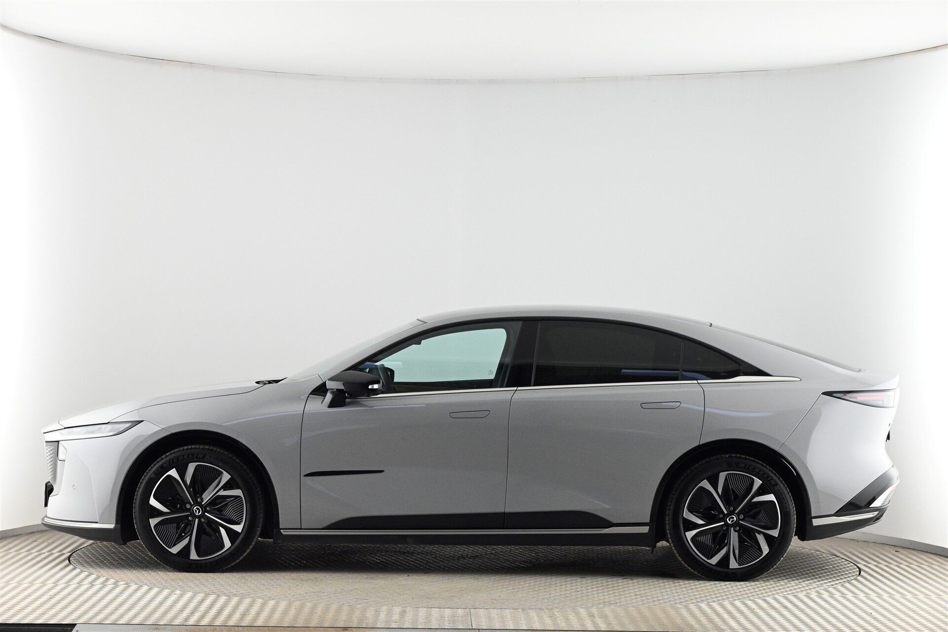 Mazda 6e