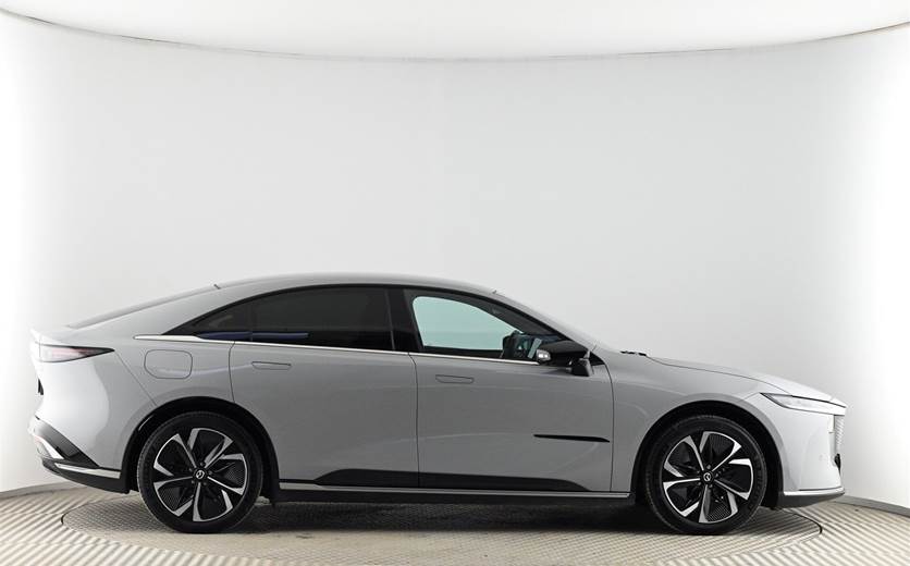 Mazda 6e