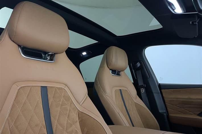 Grå Mazda 6e fra 2025