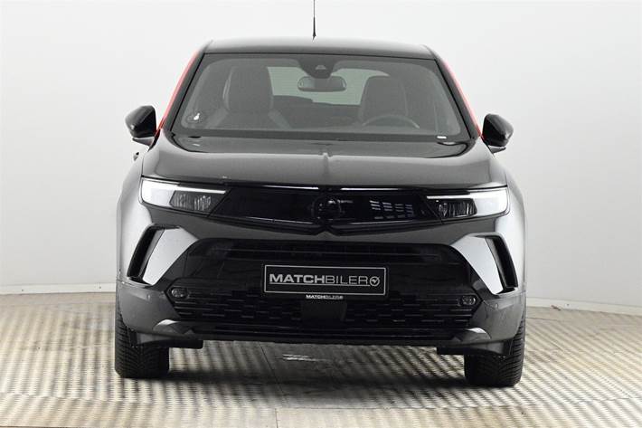 Sort Opel Mokka-e fra 2024