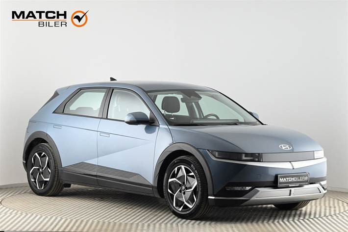 Blå Hyundai Ioniq 5 fra 2022 set udefra