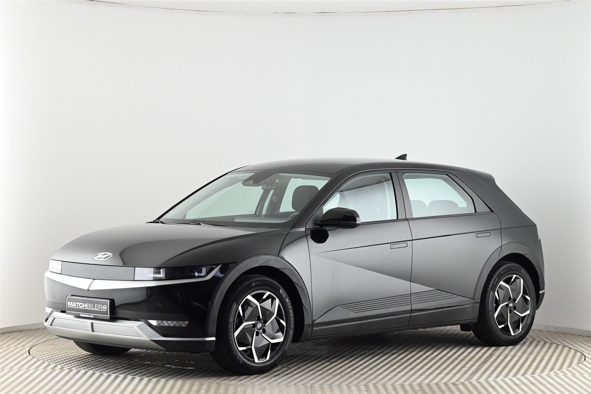 Sort Hyundai Ioniq 5 fra 2023