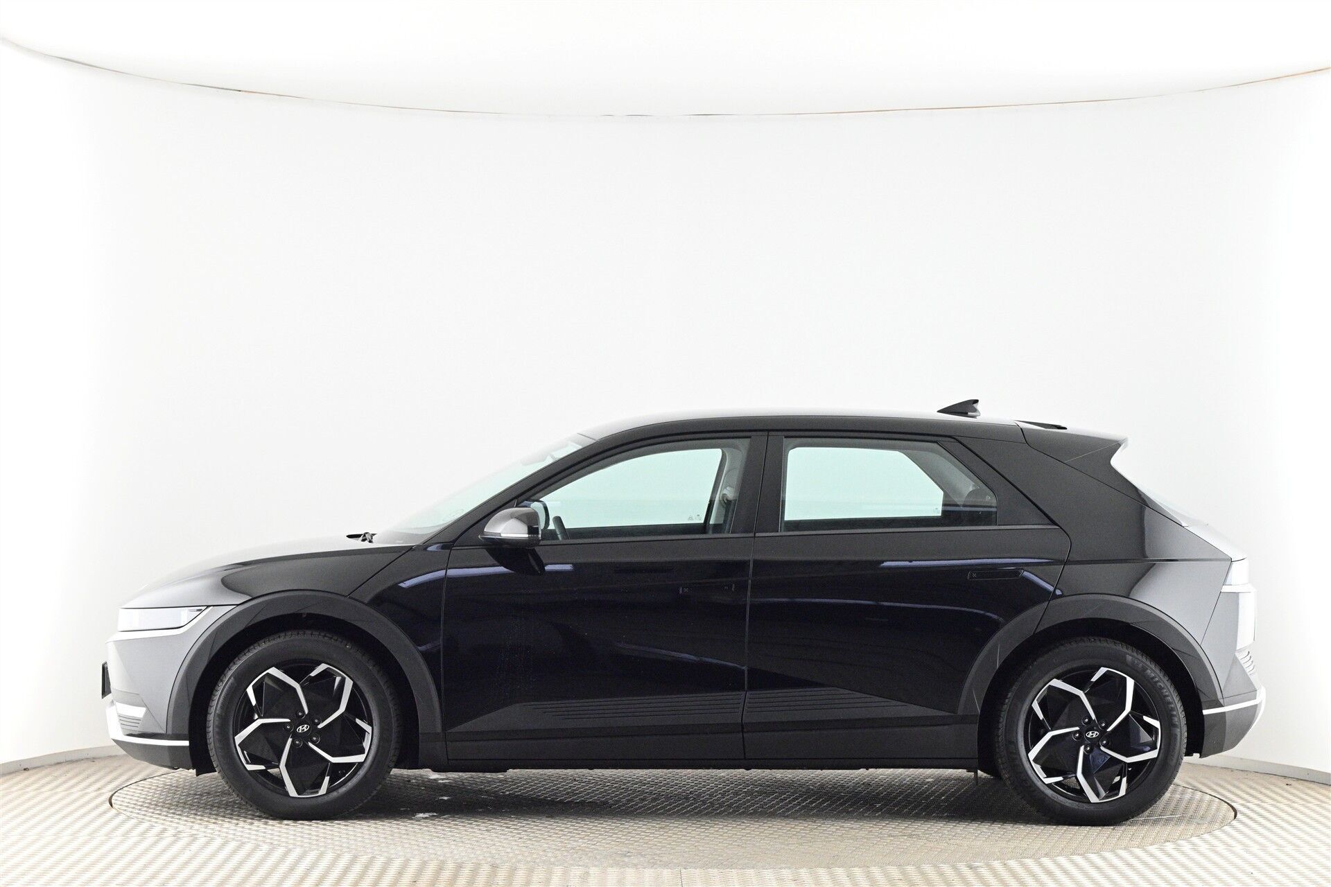 Sort Hyundai Ioniq 5 fra 2023