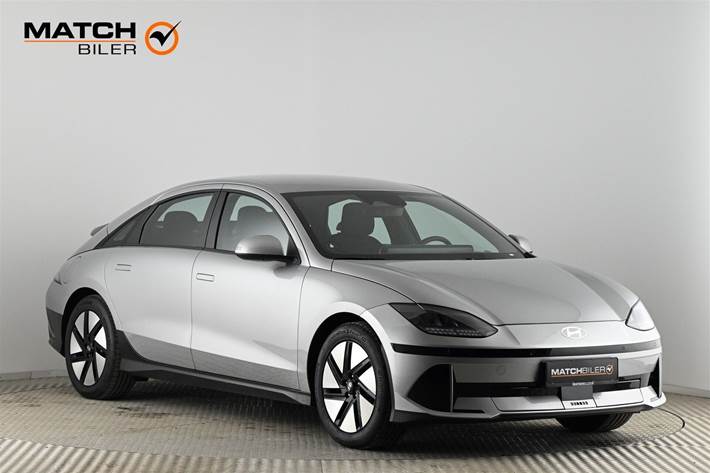 Grå Hyundai Ioniq 6 fra 2023 set udefra
