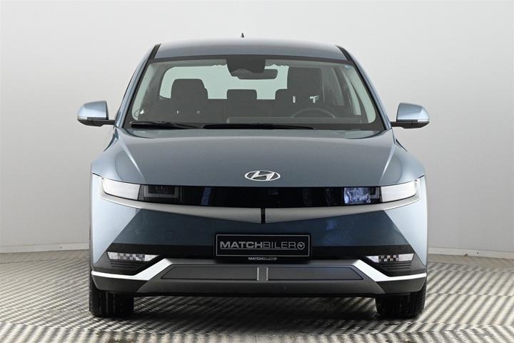 Blå Hyundai Ioniq 5 fra 2023