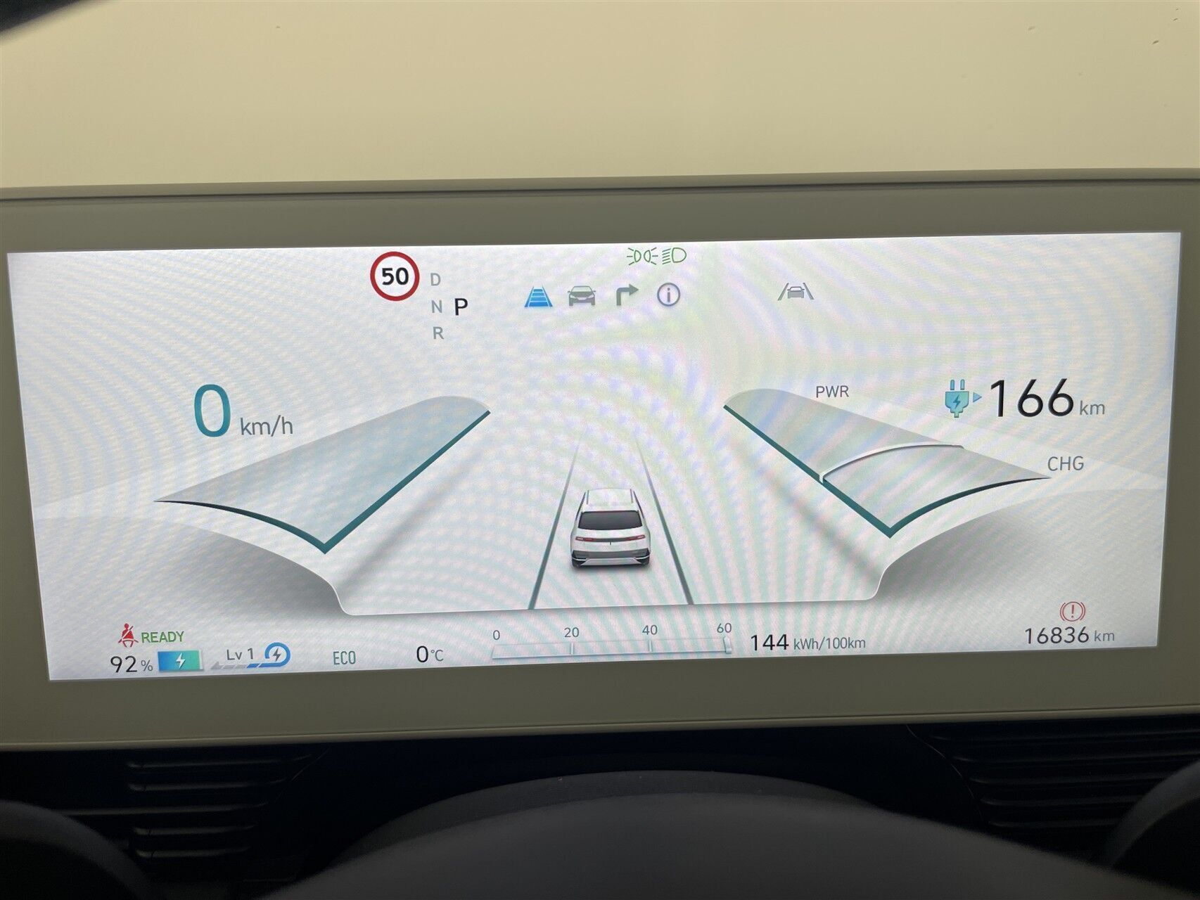 Blå Hyundai Ioniq 5 fra 2023