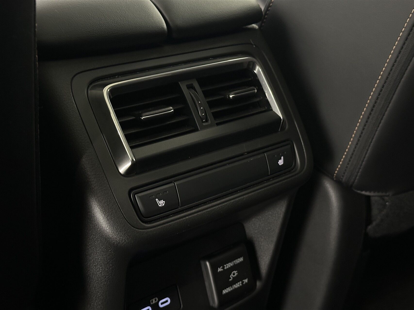 Rød Mazda CX-60 fra 2025