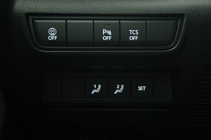 Hvid Mazda MX-30 fra 2023