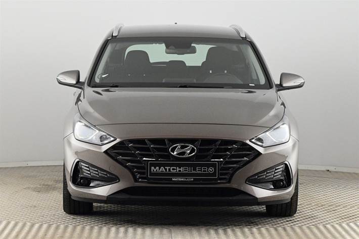 Bronze Hyundai i30 fra 2022