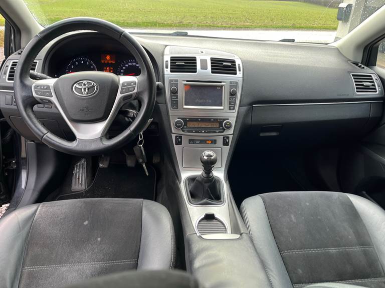 Toyota Avensis 1,8 Touring Sports VVT-I T2 Premium 147HK Stc 6g