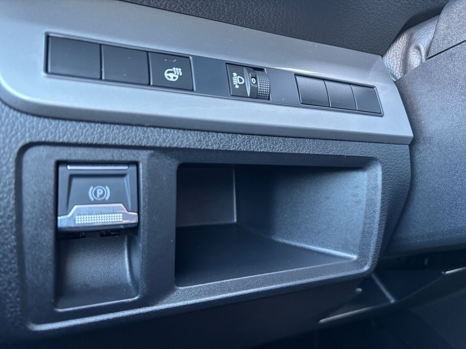 Grå Toyota Proace Verso Electric fra 2024