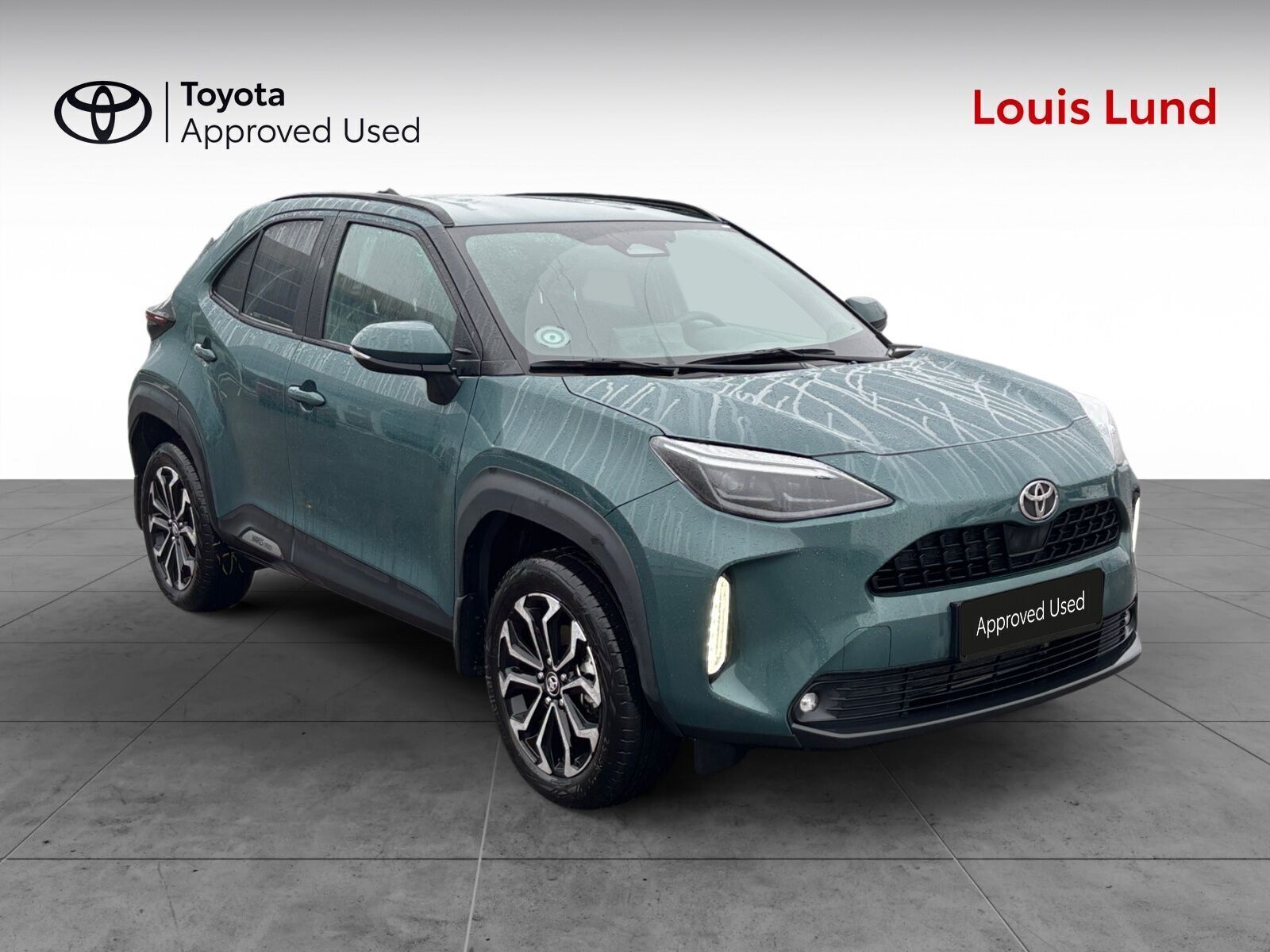 Grøn Toyota Yaris Cross fra 2025
