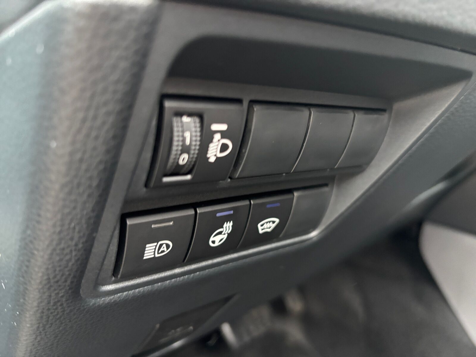 Grøn Toyota Yaris Cross fra 2025