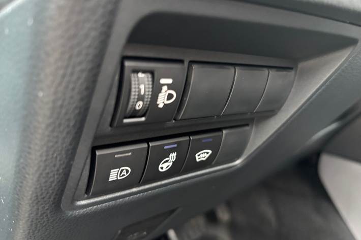 Grøn Toyota Yaris Cross fra 2025