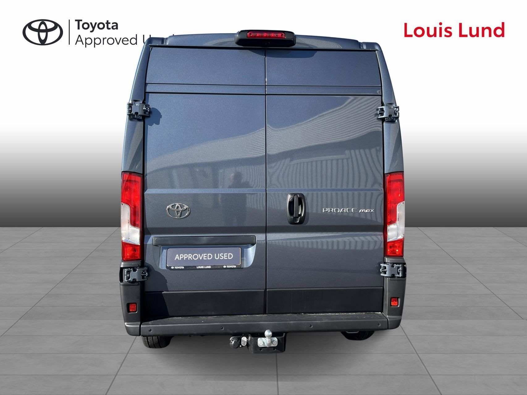 Grå Toyota Proace Max fra 2025
