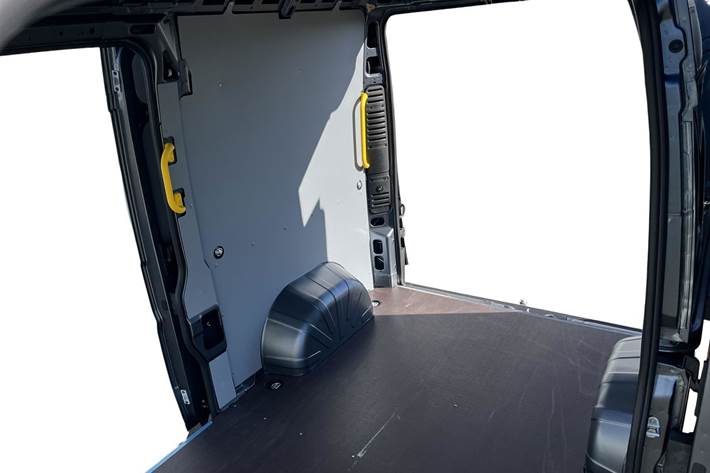 Grå Toyota Proace Max fra 2025