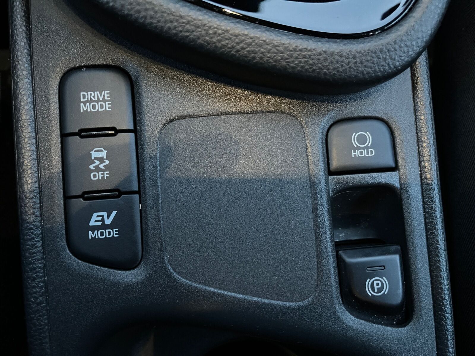 Blå Toyota Yaris Cross fra 2024