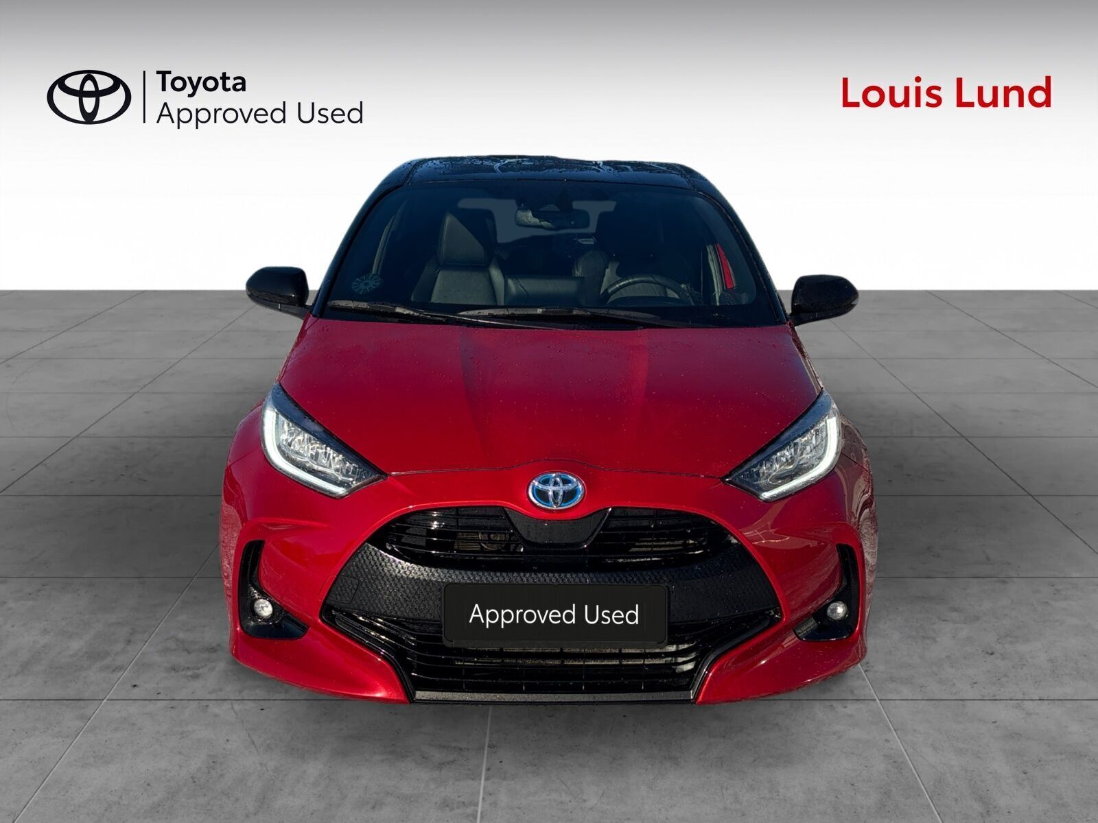 Toyota Yaris 1,5 Hybrid H3 Style Bi-tone 116HK 5d Trinl. Gear