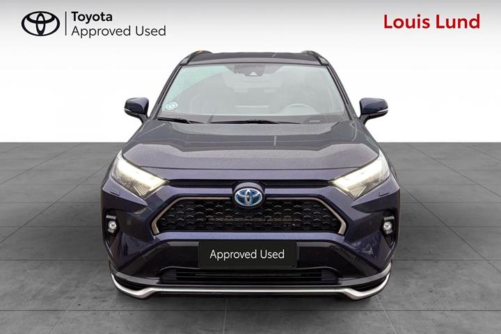 Blå Toyota RAV4 Plug-in fra 2022