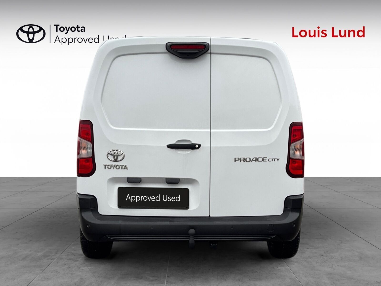 Hvid Toyota ProAce City fra 2023