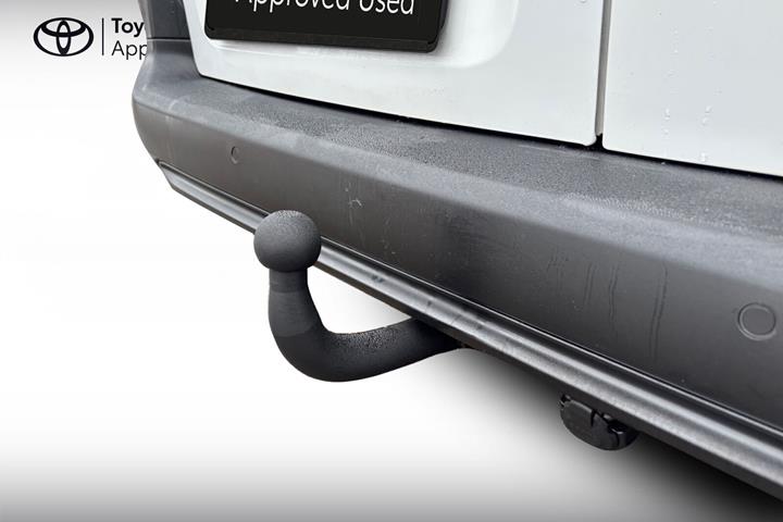 Hvid Toyota ProAce City fra 2023