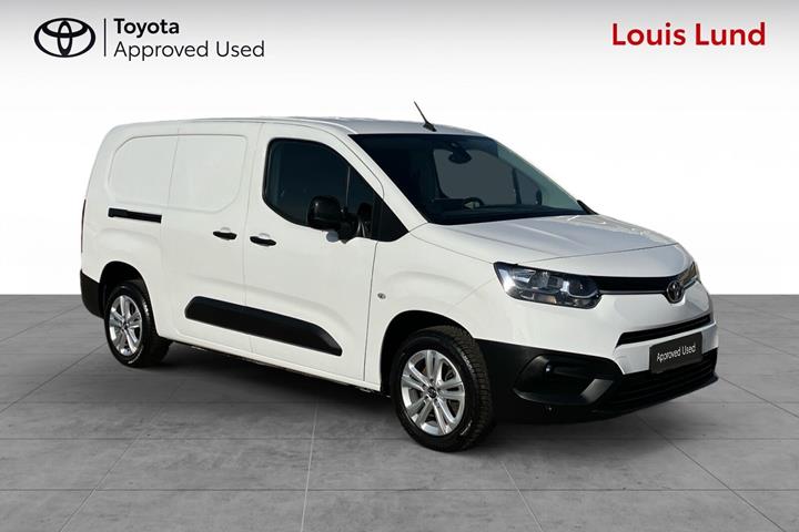 Hvid Toyota ProAce City fra 2022