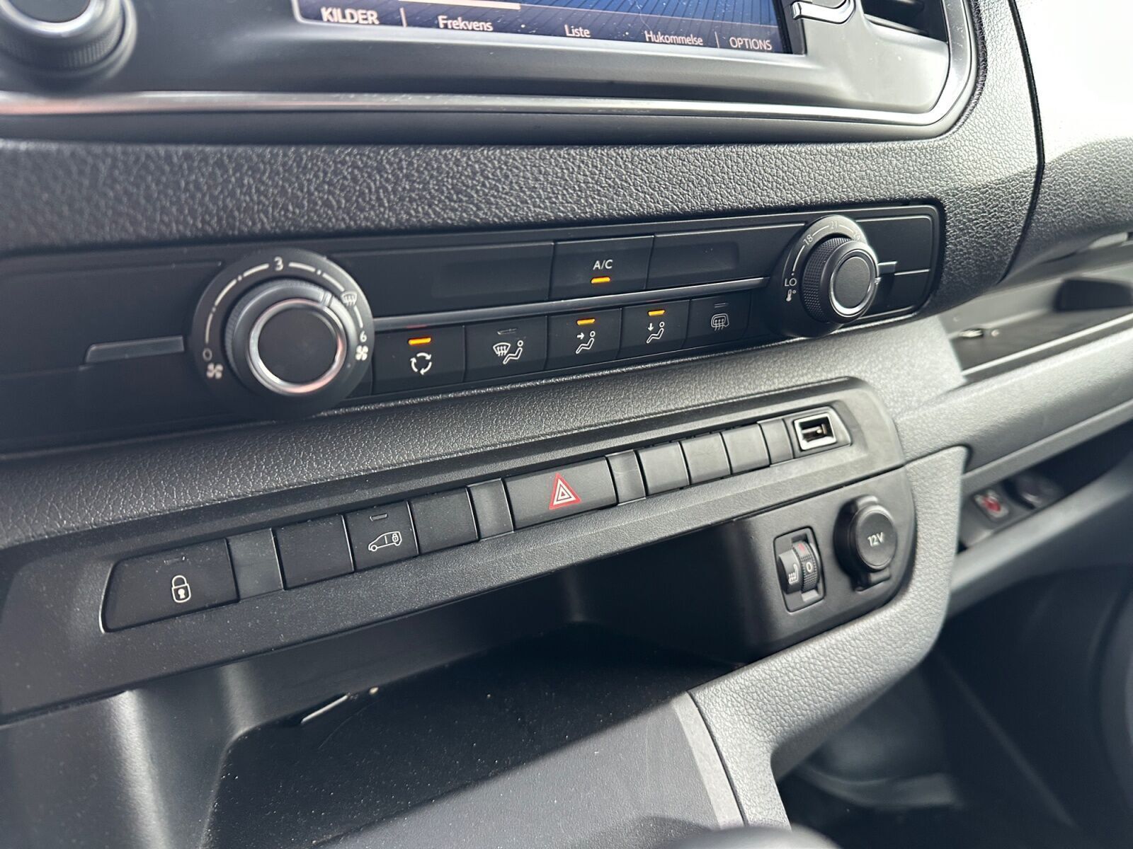 Sort Toyota ProAce fra 2024