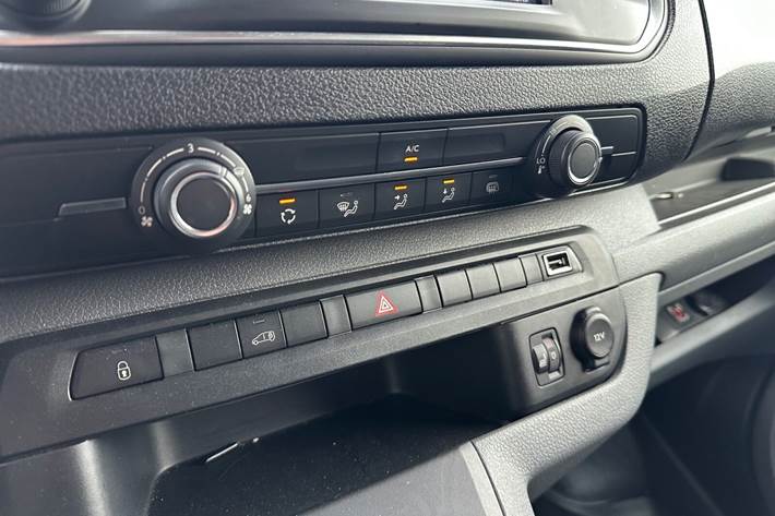 Sort Toyota ProAce fra 2024