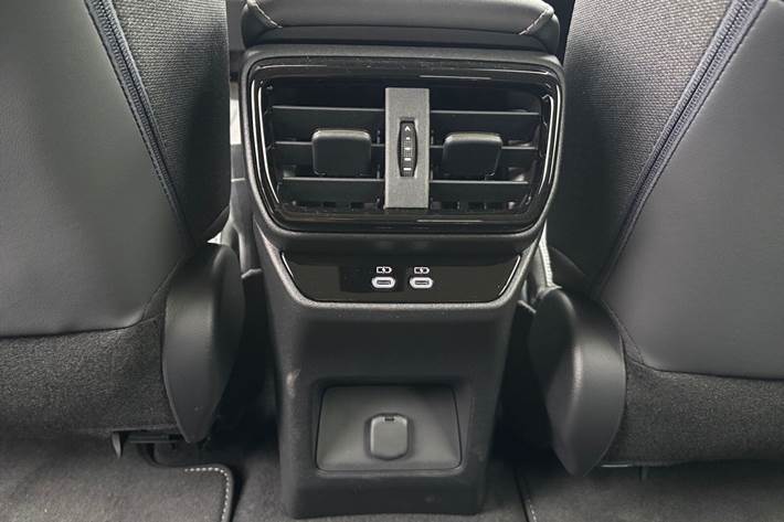 Sort Lexus RZ fra 2025