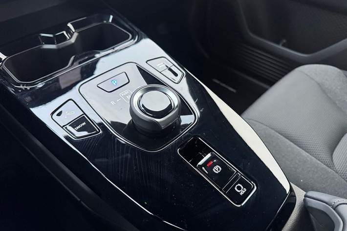 Blå Toyota Urban Cruiser fra 2026