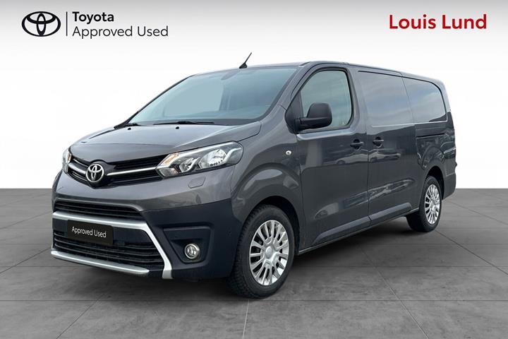 Grå Toyota ProAce fra 2020 set udefra