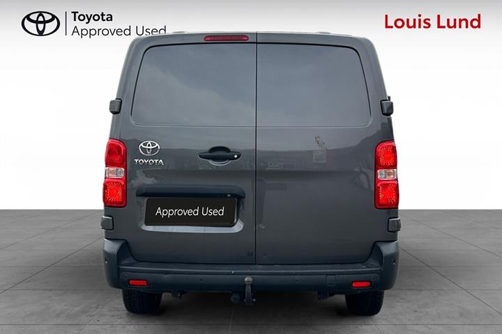 Grå Toyota ProAce fra 2020